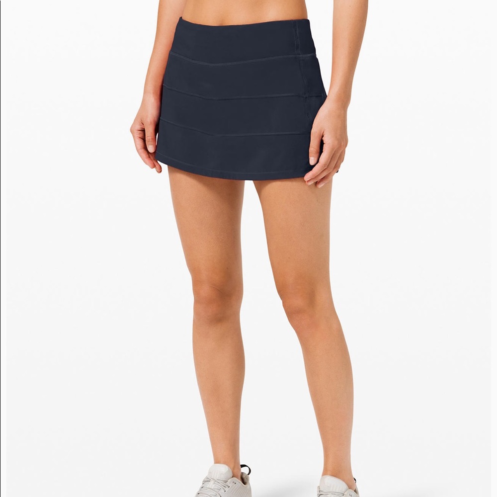 LULULEMON pace rival skirt size 6